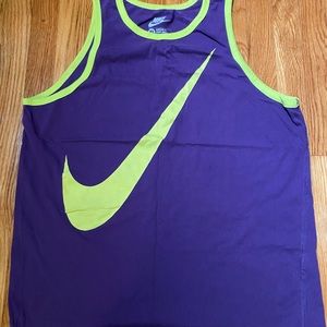 Nike tank